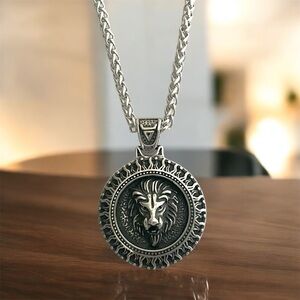 Silver hypoallergenic 316L Surgical Stainless Steel Lion Head Pendant Necklace